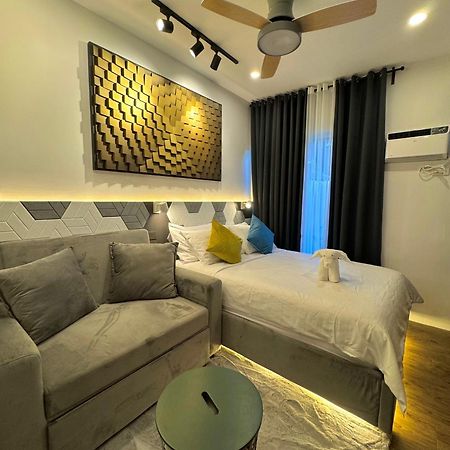 Fullerton Suites Puting Kahoy Экстерьер фото