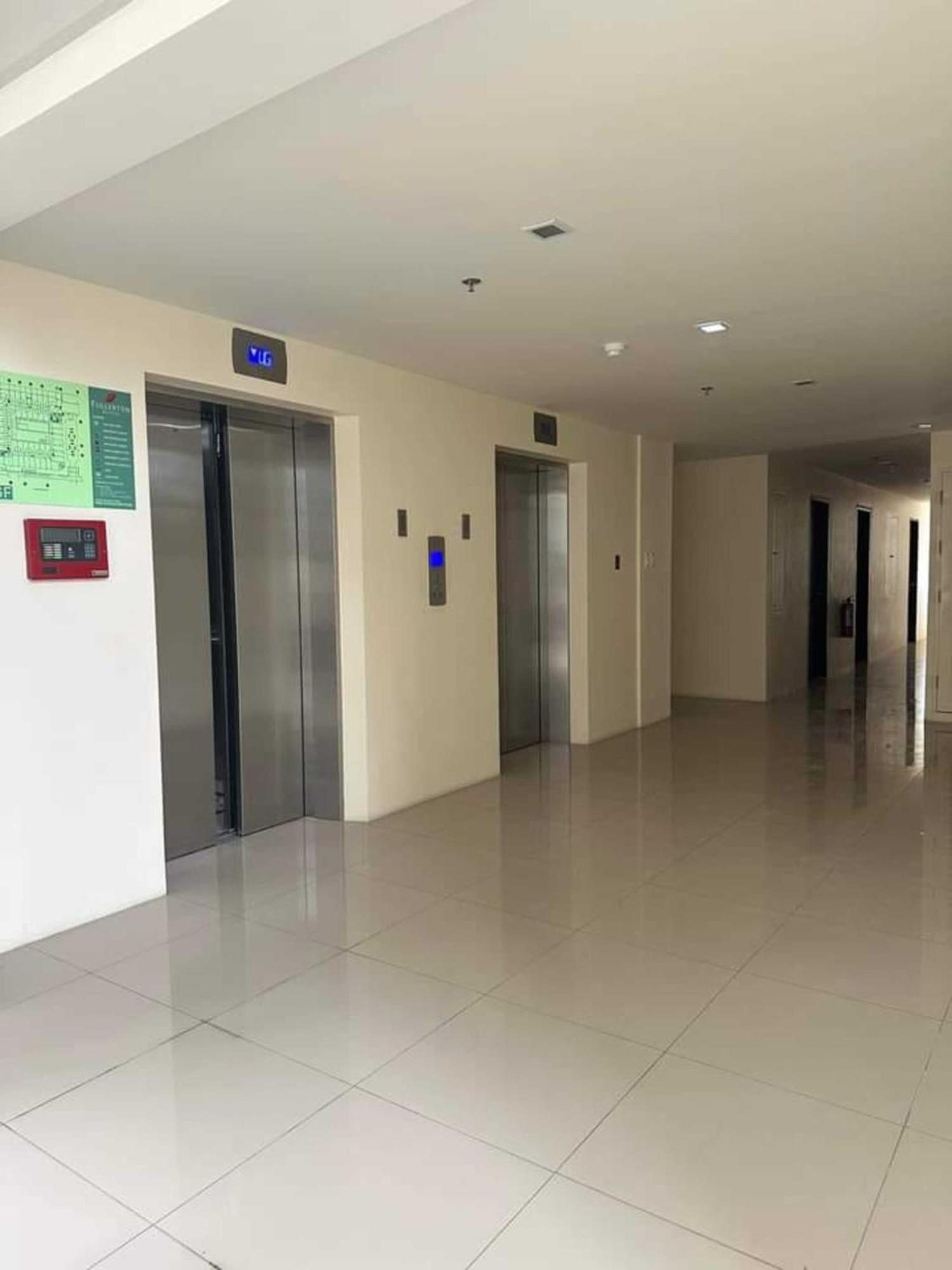 Fullerton Suites Puting Kahoy Экстерьер фото