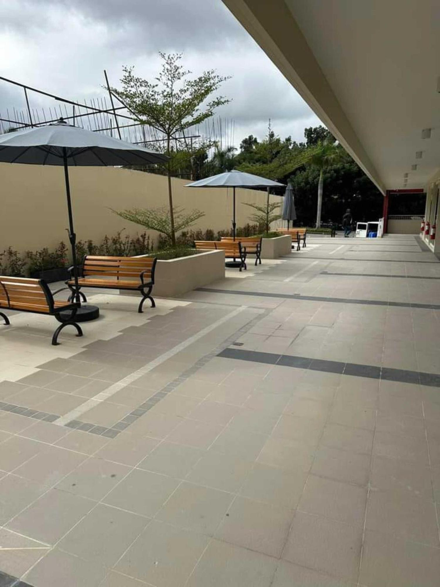 Fullerton Suites Puting Kahoy Экстерьер фото