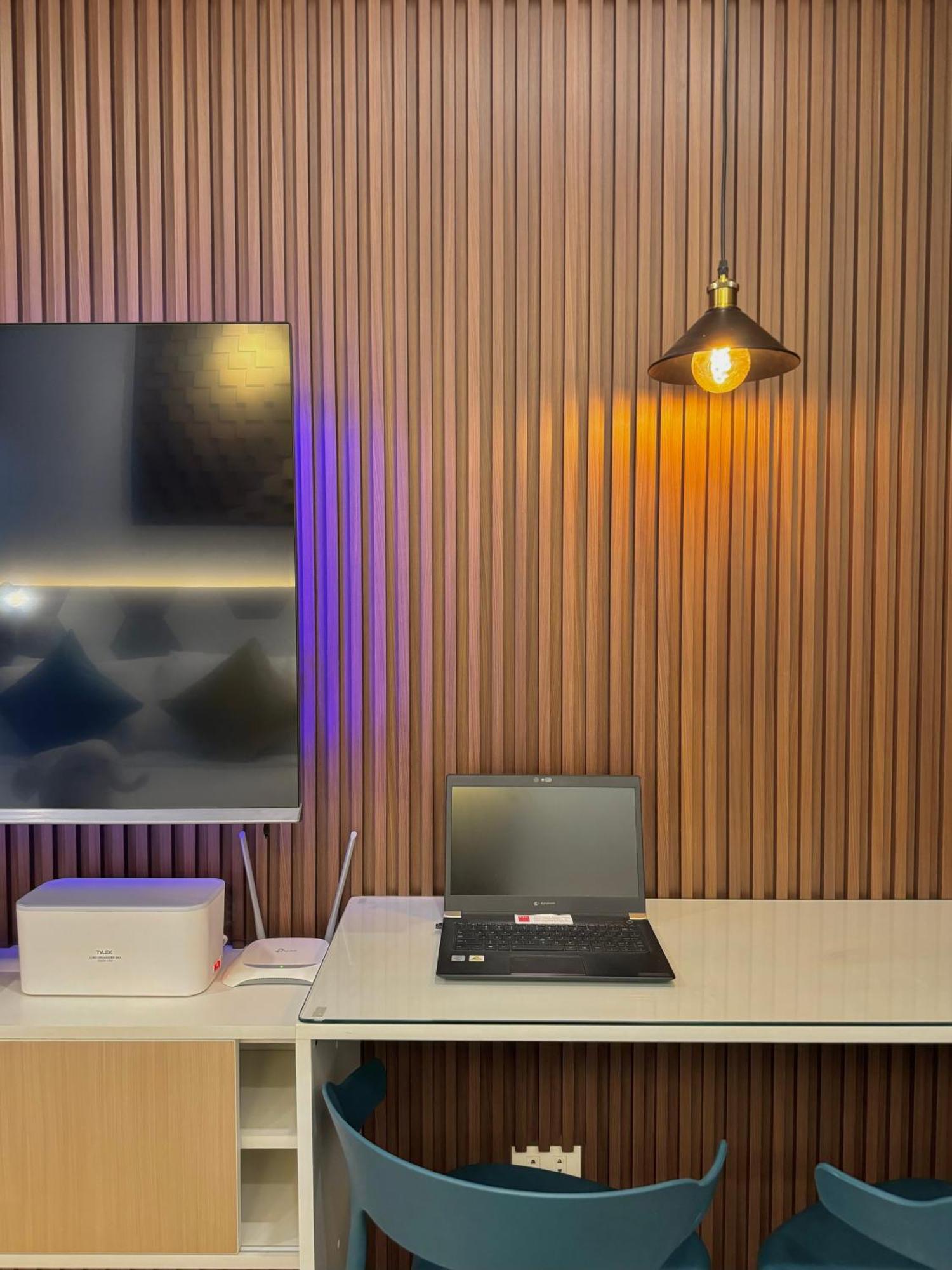 Fullerton Suites Puting Kahoy Экстерьер фото